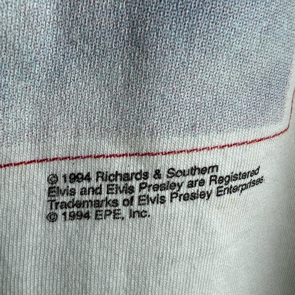 Vintage 1994 Elvis Shirt - Picture 5 of 5